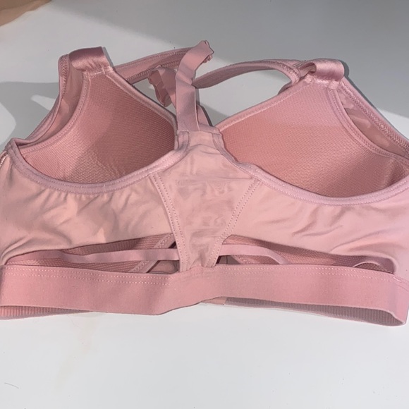 Victoria’s Secret KNOCKOUT pink front zip sports bra - Picture 2 of 2